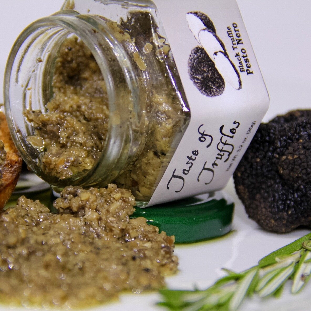 Black Truffles and Mushrooms Sauce - Black Truffle Pesto Nero Wt. 3.2 Oz(90G) Fa