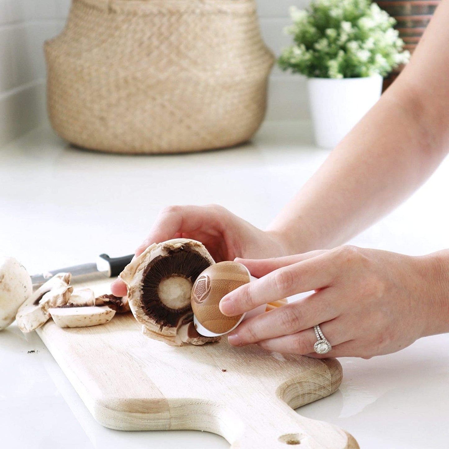 Funguy, 2 in 1 Mushroom Cleaning Brush, White